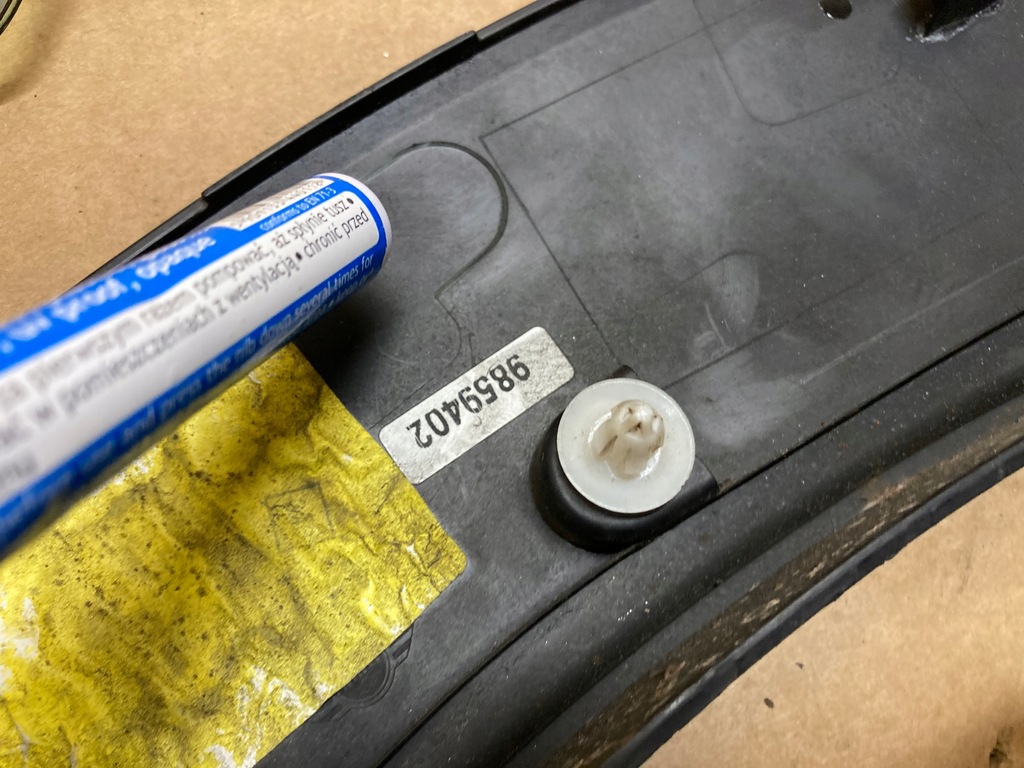 фото №11, Mini f54 clubman молдинг na крыло задний правый orygi.