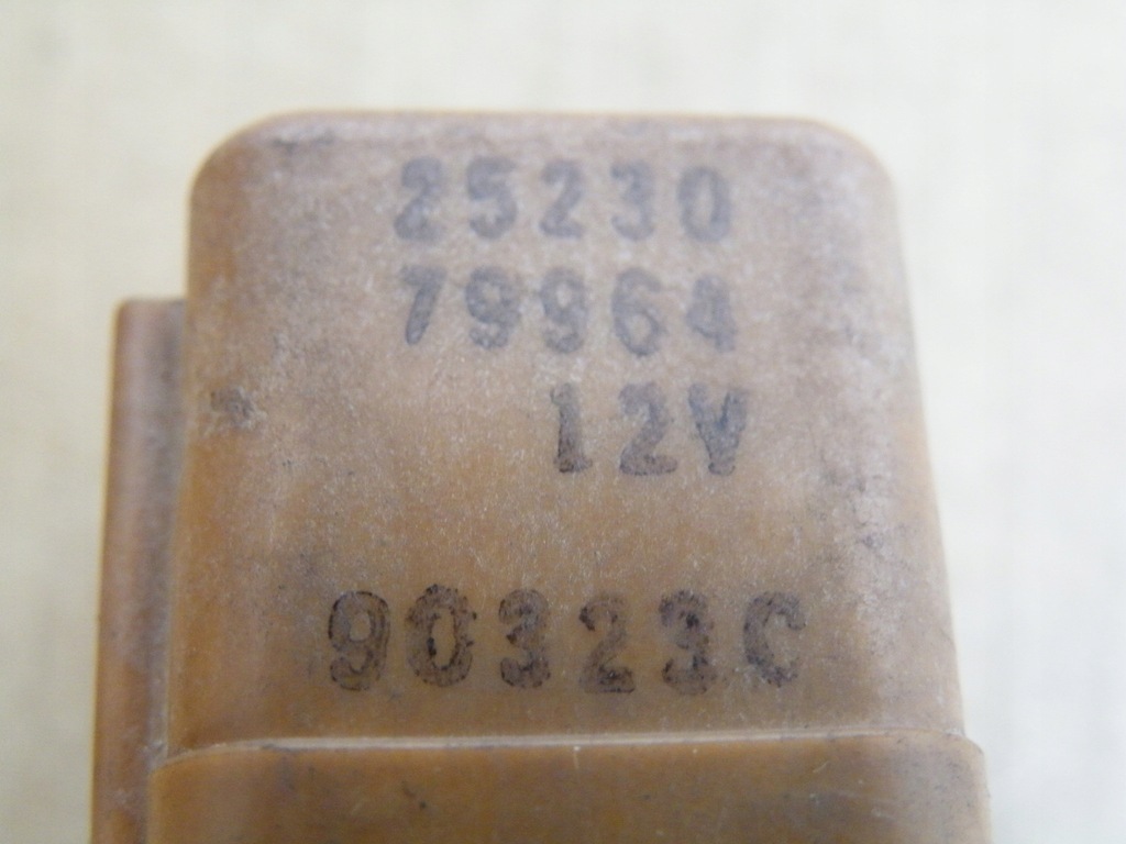 фото №8, Nissan almera n15 n16 primera p11 p12 реле 2523079964 jideco