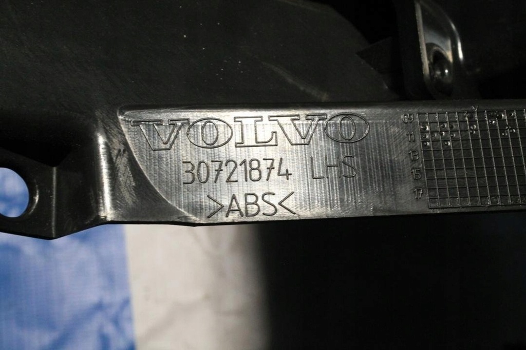 фото №6, Ліва оббивка багажника volvo v60 39804319 дизель 84kw 2012