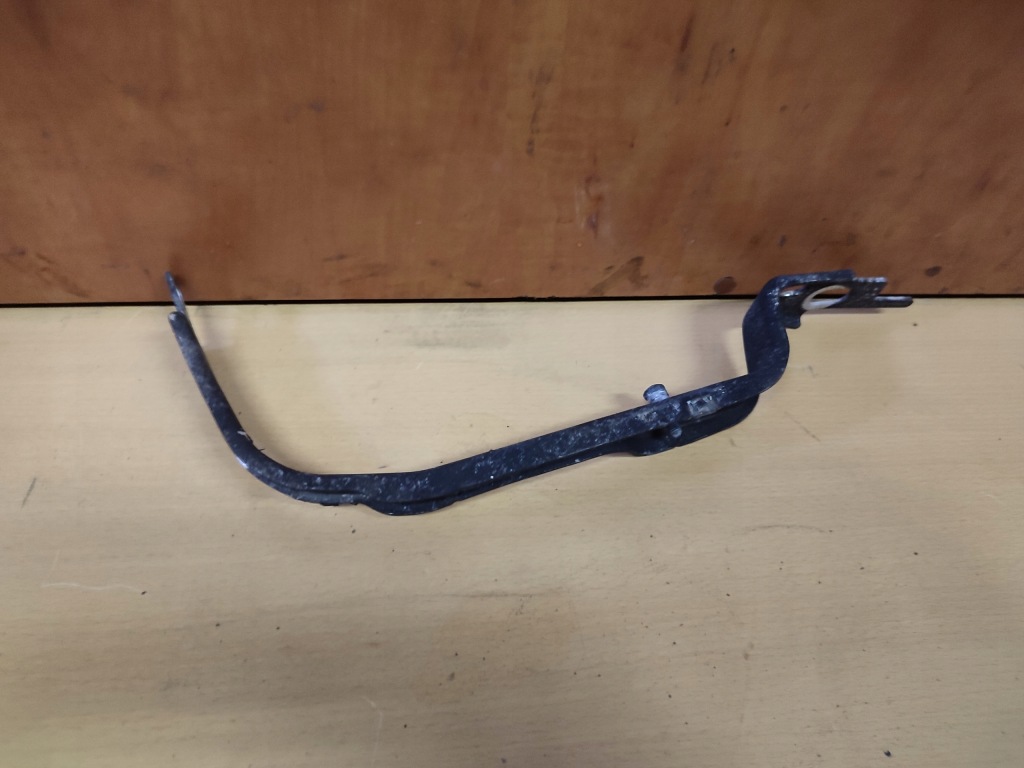 Купить Крепеж кронштейн поперечина audi a6 c8 4k0807347b