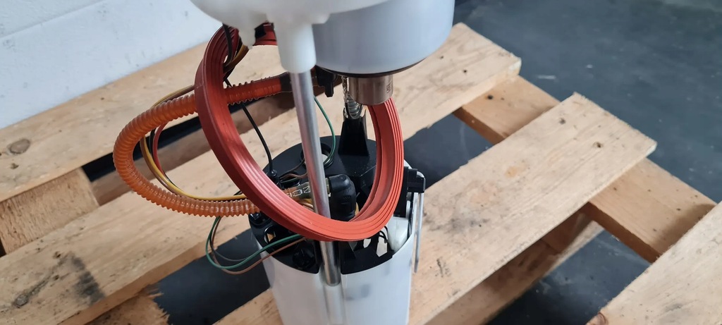 фото №6, Sq5 8r q5 помпа пального 3.0 tfsi 8r0919051h