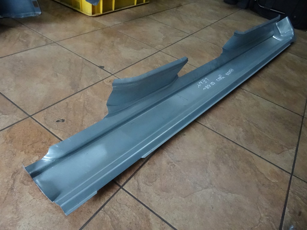 фото №7, Honda jazz 1.2b 05' поріг лівий