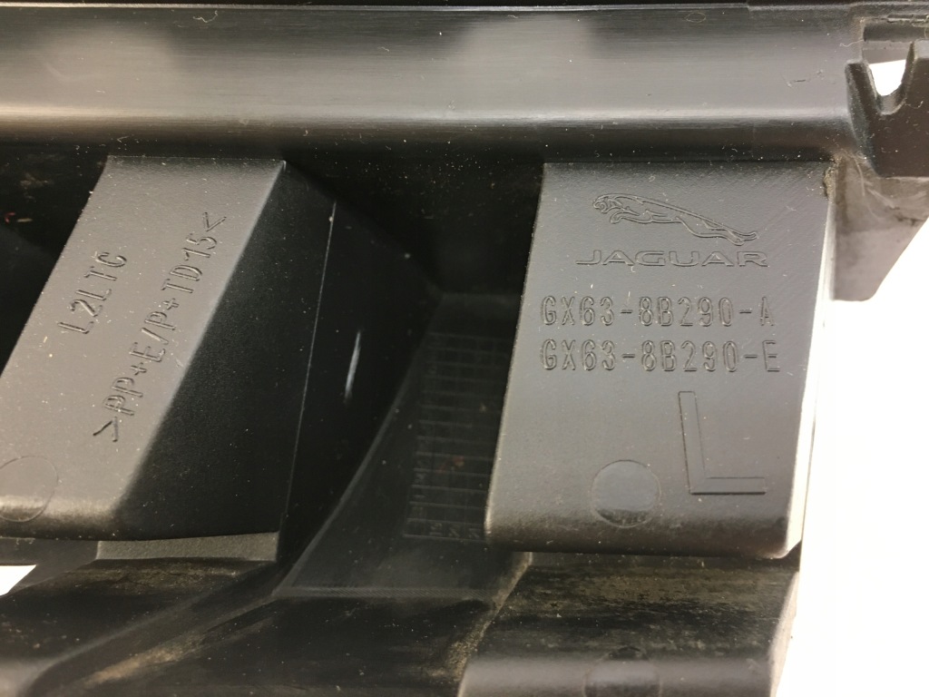 Jaguar xf260 xf левая решётка бампера перед Киев