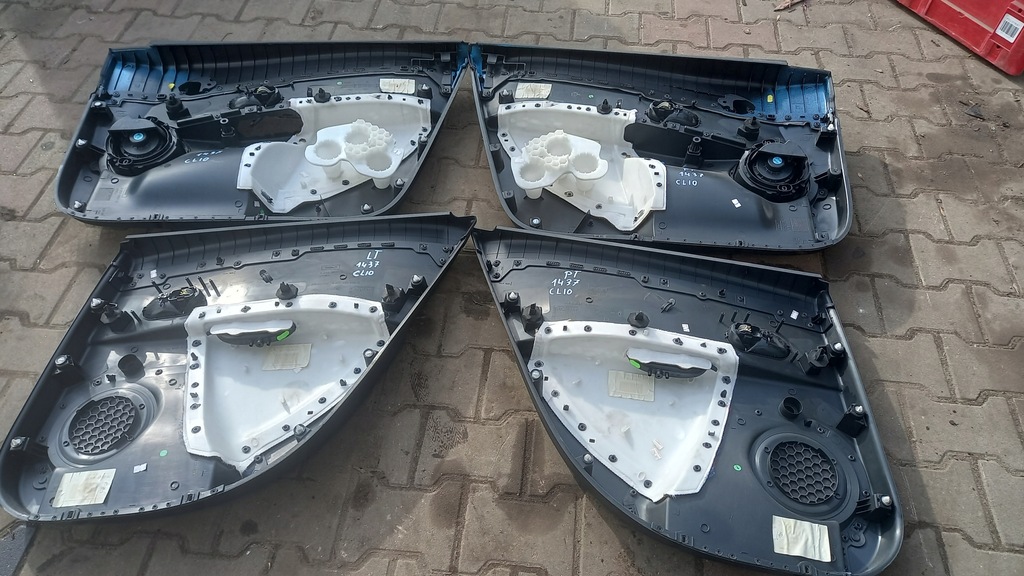 фото №6, Оббивка двері renault clio 1.1b 07r hb