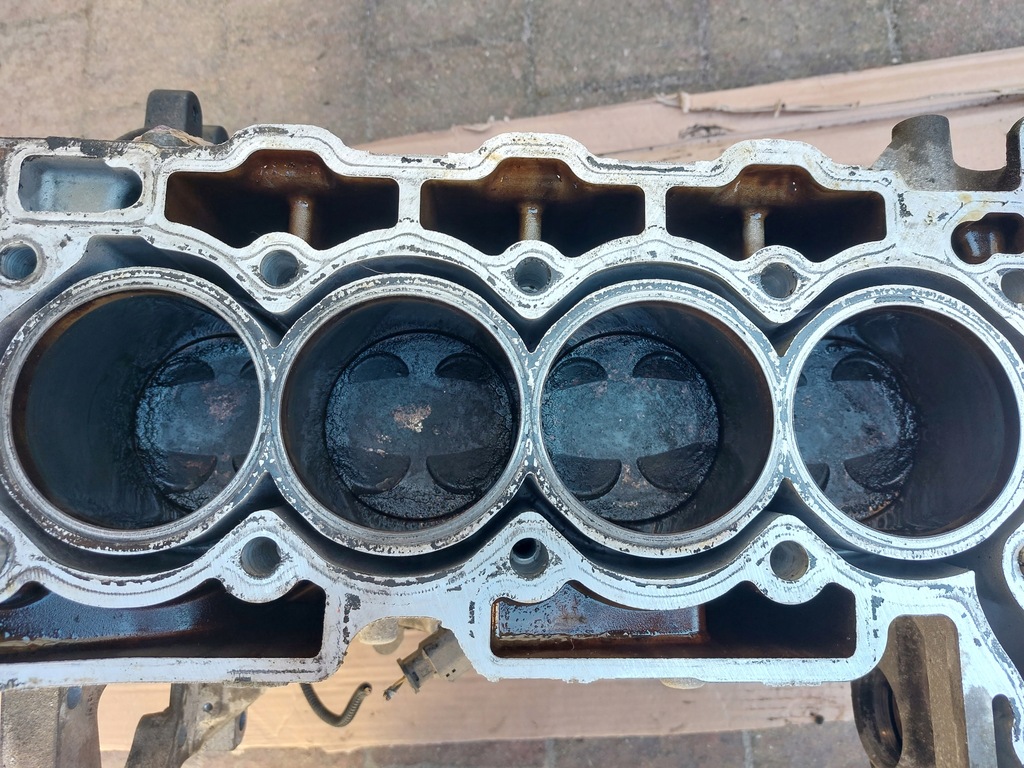 фото №16, Блок двигателя поршни mini r60 1.6 b n16b16a 13r