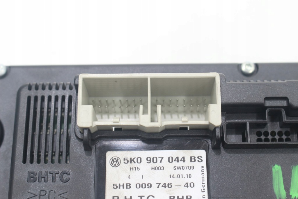 фото №11, Панель кондиционера 5k0907044bs golf vi