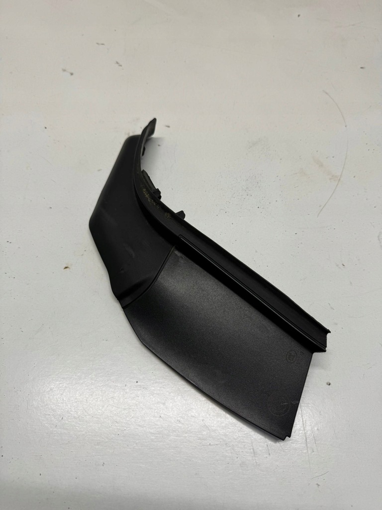 фото №1, Защита заглушка лампы левый задняя alfa romeo giulia jan poznań