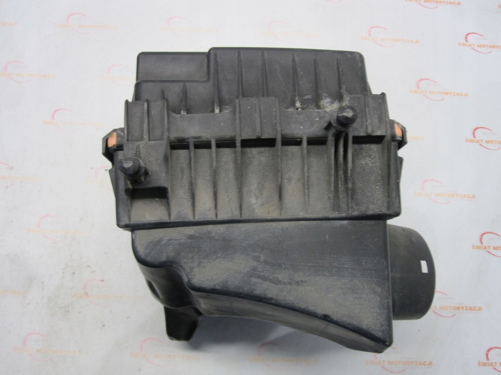 Alfa romeo mito 1.4 b 09r корпус фільтра повітря в Україні