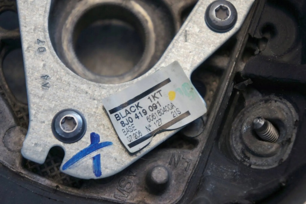 фото №6, Воздуховод кожаный срезанная подушка воздушная подушка безопасности audi tt 8j a3 s3