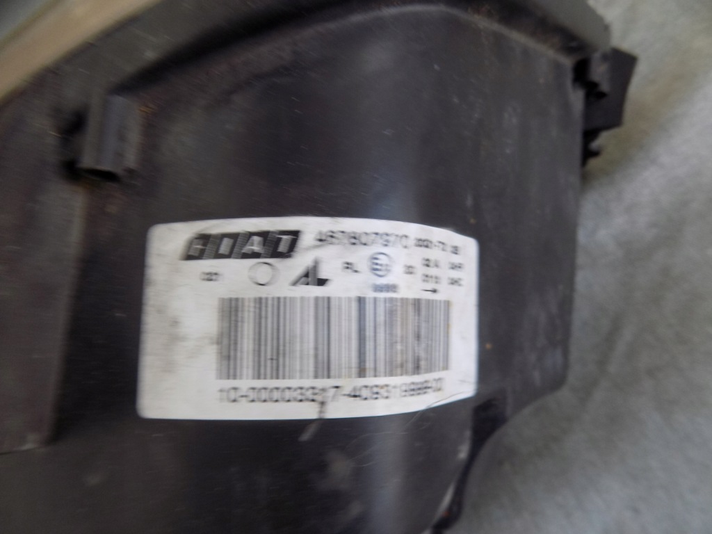 Купити Fiat stilo лампа передня ліва 467807970
