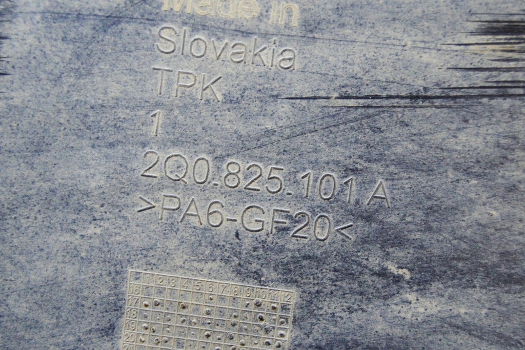 фото №6, Skoda kamiq nw4 unterbodenabdeckung podpowiedzi 2q0825101a 1.0 benzin 70kw