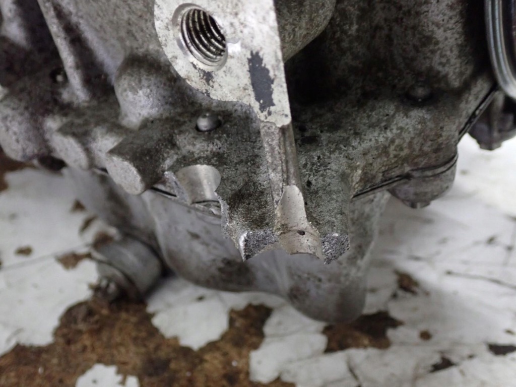 Двигун насос b47c20a bmw 2 f45 f46 bmw x2 f39 x1 f48 2.0d 150km 16r fv Ціна