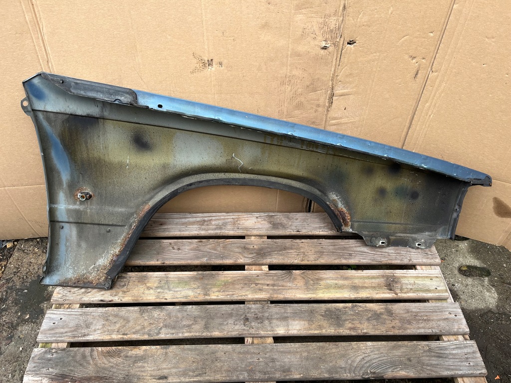 фото №10, Volvo 760 крила лівий перед передній молдинг хром kompletny