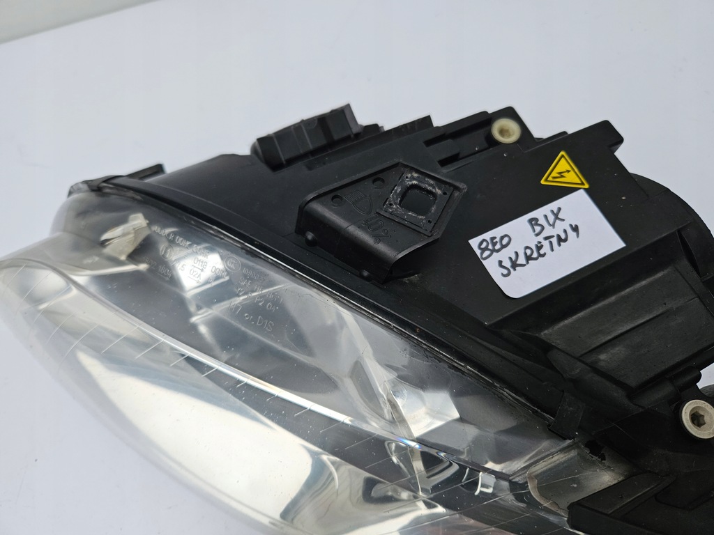 фото №6, Лампа левая bixenon поворотный audi a4 s4 b7 белый поворотник фара левый