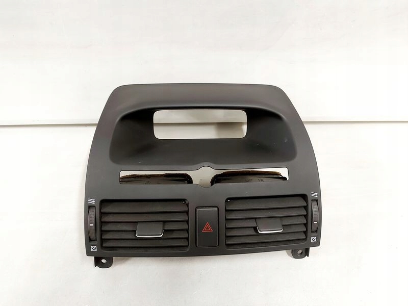 фото №1, Toyota avensis t25 рамка радио дисплей