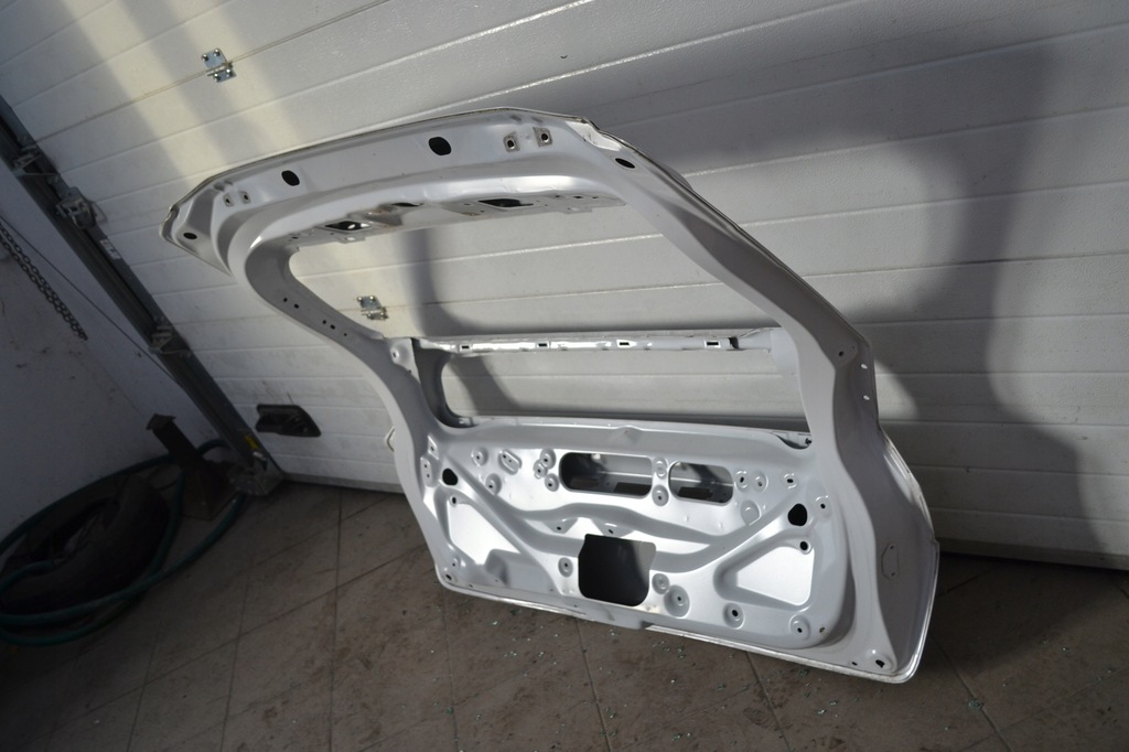 фото №10, Кришка багажника кришка багажника задня mitsubishi eclipse cross 17-