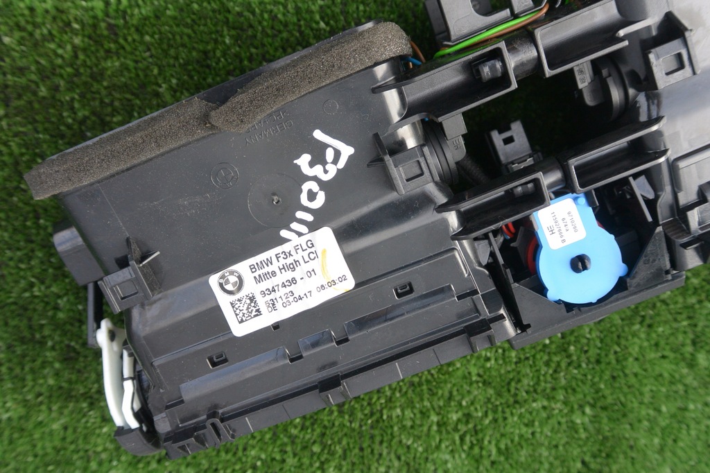 фото №15, Решётка обдув панели комплект консоли панели bmw f30 f31 f32