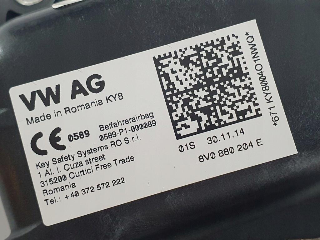 фото №16, Панель  панель приладів приладова подушка безпеки 8v0880204e golf vii 5g europa super стан