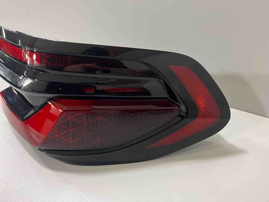 фото №11, Комплект лампа задніх bmw x7 g07 9881354 3.0l бензиновий 250kw 2023