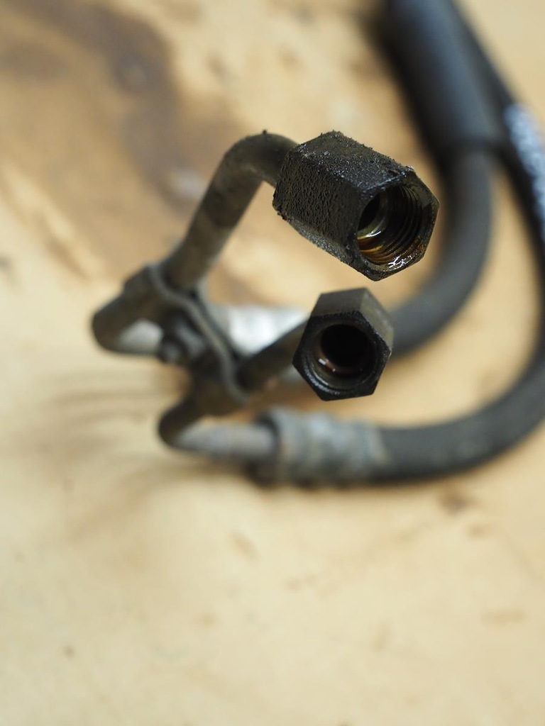 фото №11, Шланг підсилювача subaru legacy iii 2.0 ej20