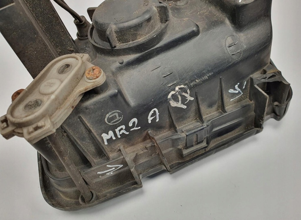 фото №3, Противотуманная фара правый toyota mr2 ii sw20