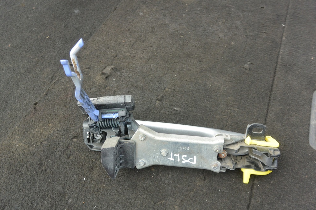 фото №4, Ручка дверь левый задняя toyota prius plus +