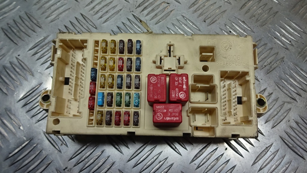 фото №1, Коробка запобіжників fiat stilo