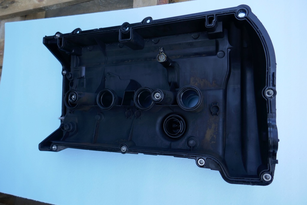 фото №8, Крышка клапанов 7601863 bmw mini 1.4 1.6