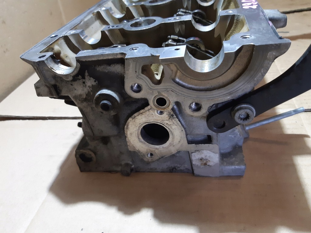 фото №12, Audi q5 8r 3.2 fsi cal головка двигуна права 06e103404a