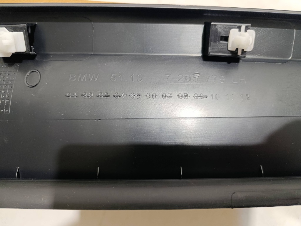 Молдинг дверь левый перед bmw x3 f25 7205779 Киев