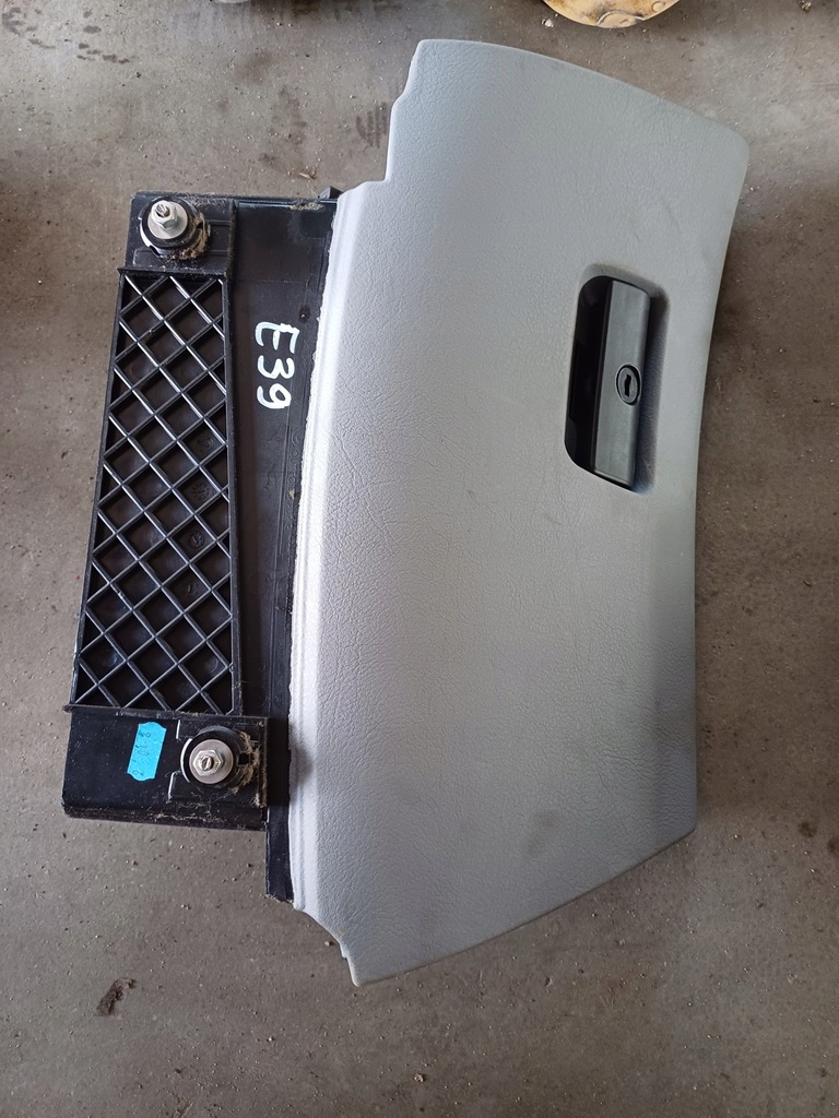 фото №1, Bmw e39 бардачок пасажира szary