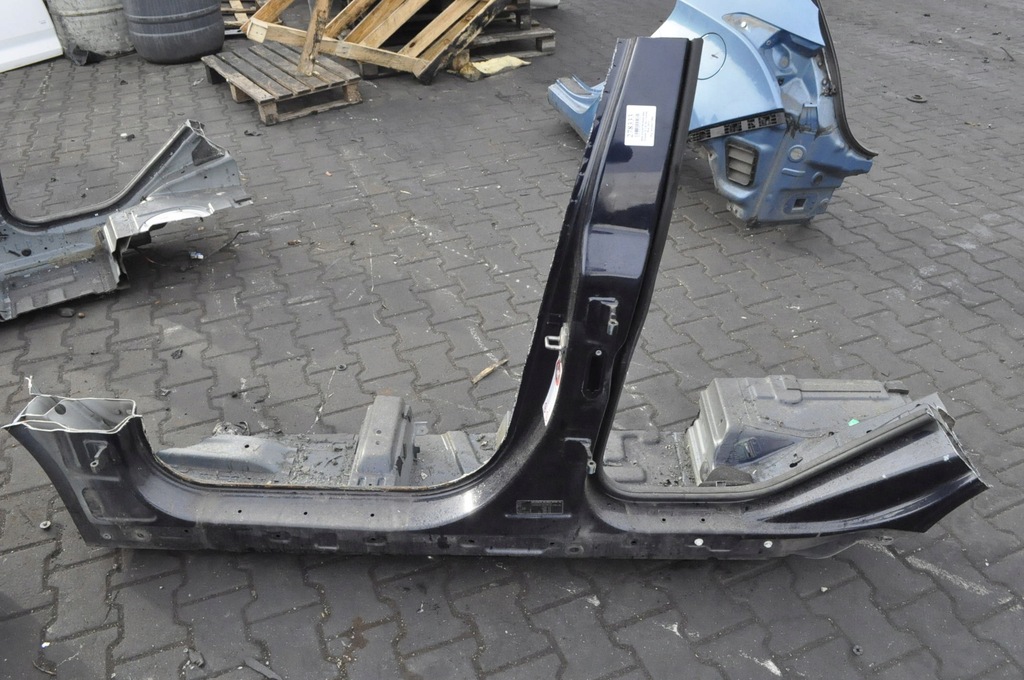 фото №1, Mini countryman r60 блок двигателя порог левый