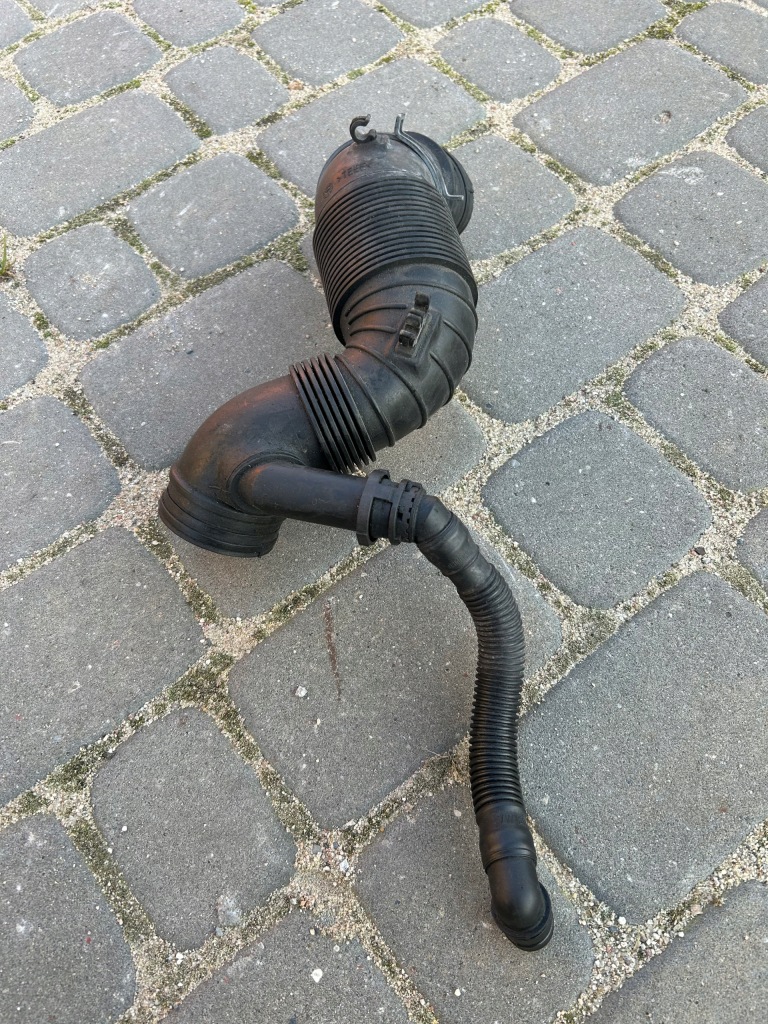 фото №1, Wąż труба повітрозабірник турбіни 3c0129654m touran golf 1.9 tdi