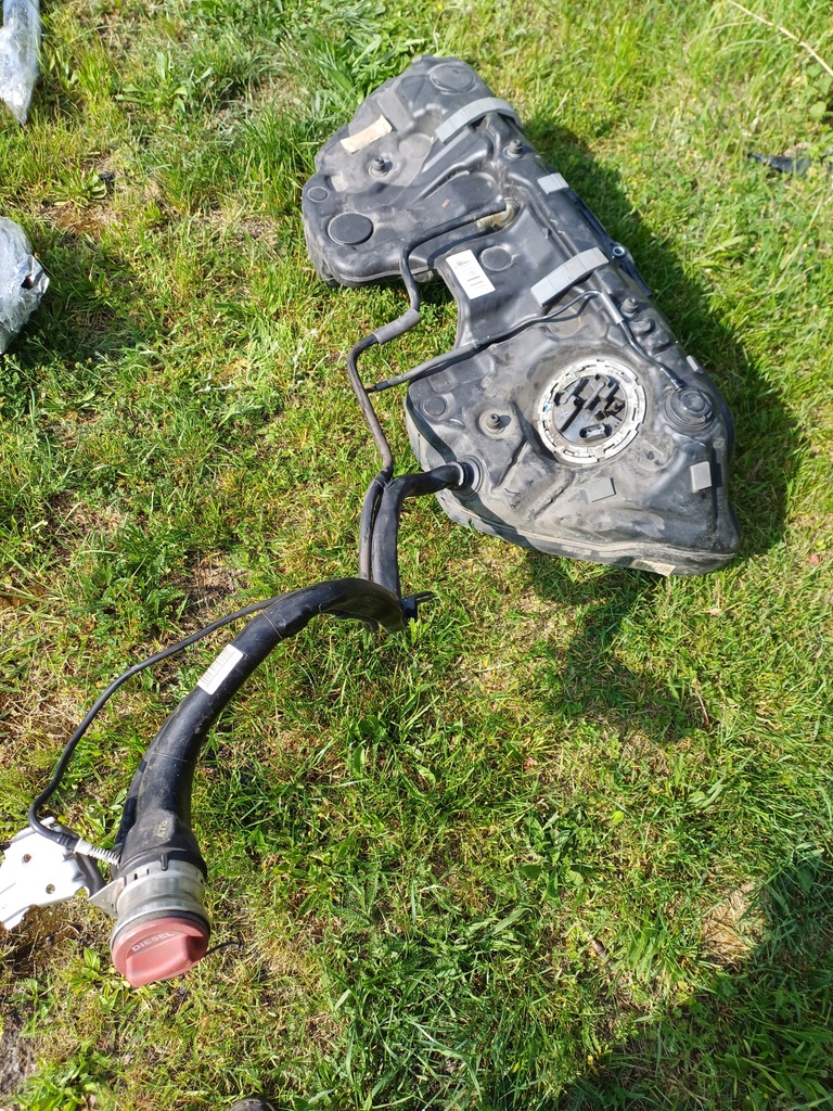 фото №1, Bak бак топлива a2134700801 mercedes e 350 w213 2.0 cgi hybrid