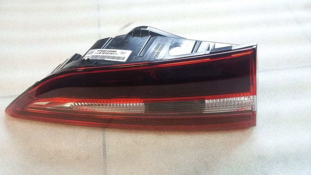 фото №1, Opel grandland лампа задняя левая 81670101