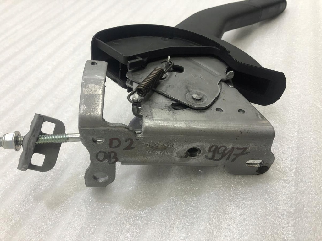 фото №7, Рычаг тормоза ручного 360109848r duster ii