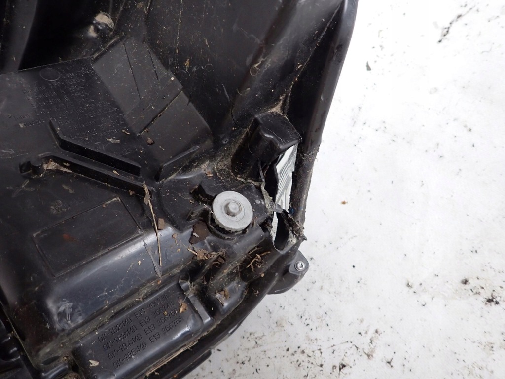 фото №9, Toyota hilux viii lift 20- лампа права перед передня