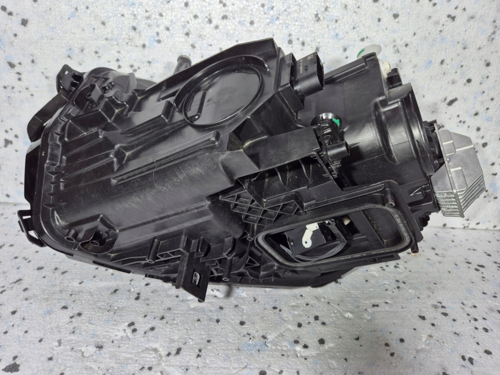 фото №9, Mercedes eqa eqb 22r performance. лампа левая+ правая перед комплект