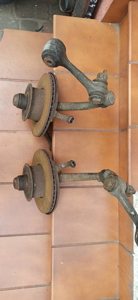 фото №7, Mercedes w116 ступица поворотный кулак диск якорная защита рычаг верхний перед