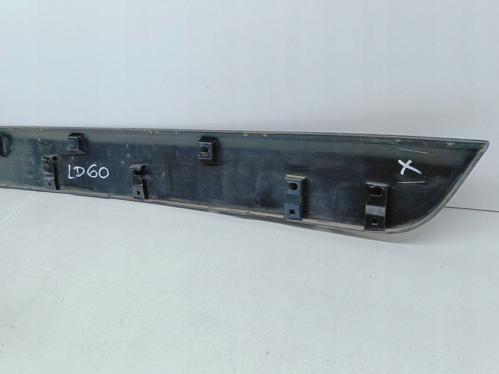 фото №9, Toyota rav4 v 5 19- молдинг накладка накладка крышки багажника 76802-42140