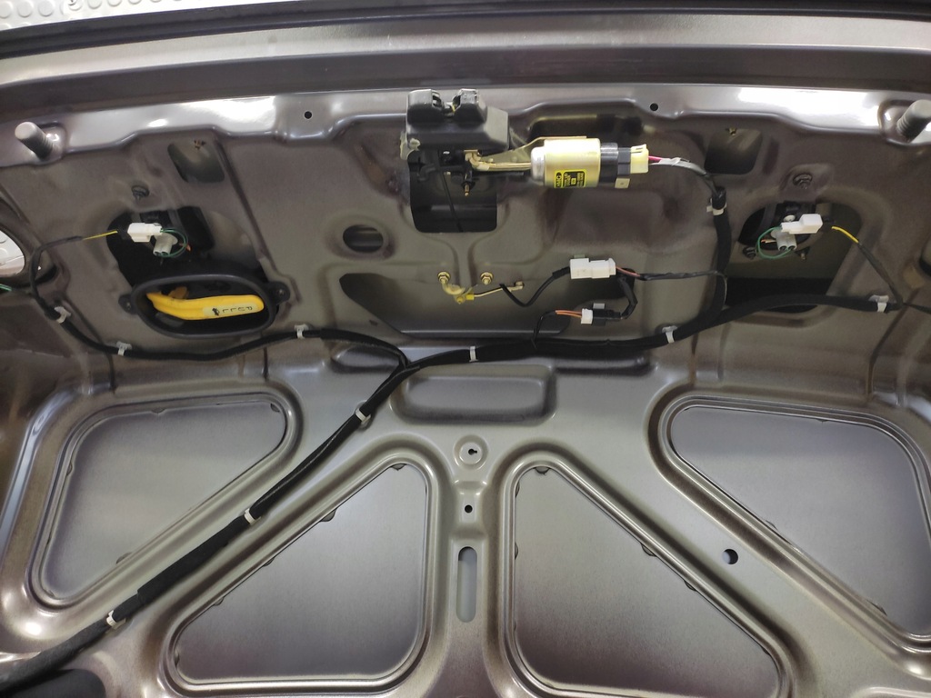 фото №5, Kia opirus крышка багажника задняя багажника