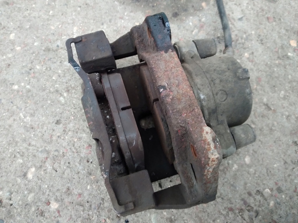 фото №4, Bmw e39 520d супорт гальмівний правий перед скоба