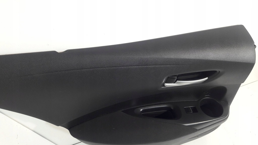 фото №9, Toyota corolla e210 e21 обшивка дверь задний левый хэтчбек 6761402640 et77