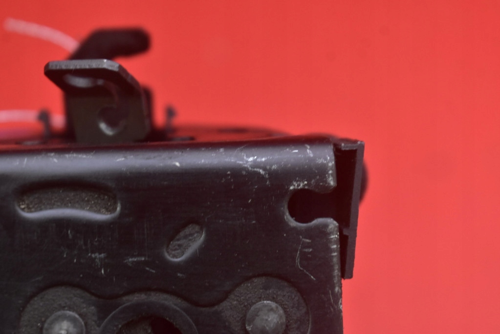 фото №7, Замок крышки задняя багажника lewego створки 8200282303 renault trafic 2 ii