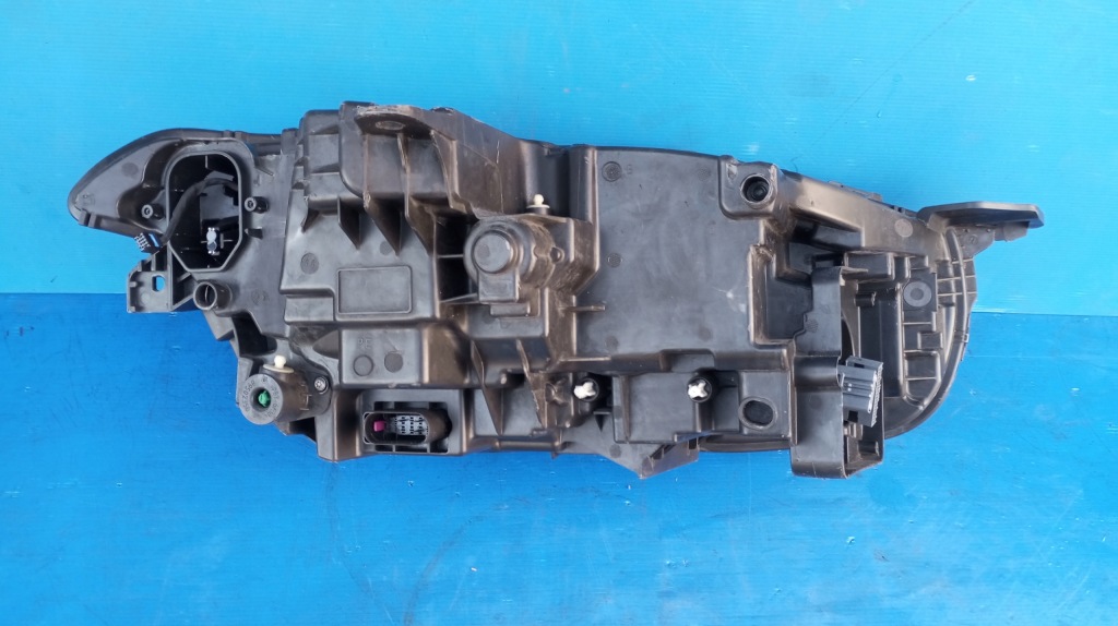 Volvo xc90 2 рестайлинг  full led фара левый перед 32228296 89912603 в Украине