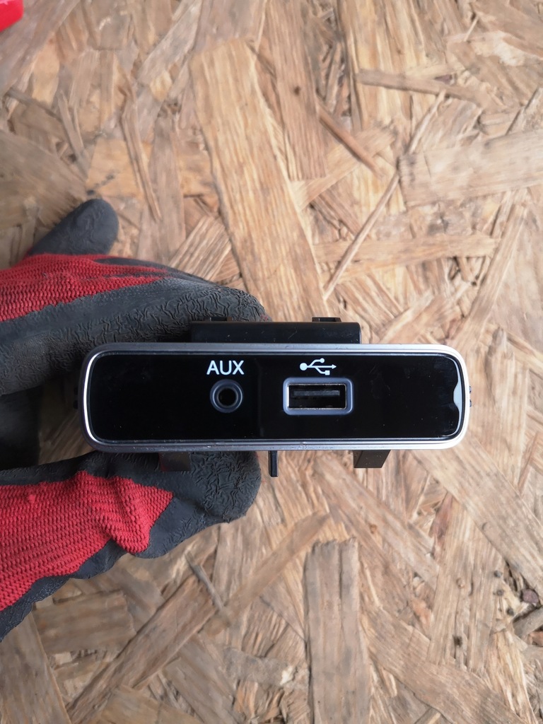 фото №1, Alfa romeo stelvio разъём usb aux