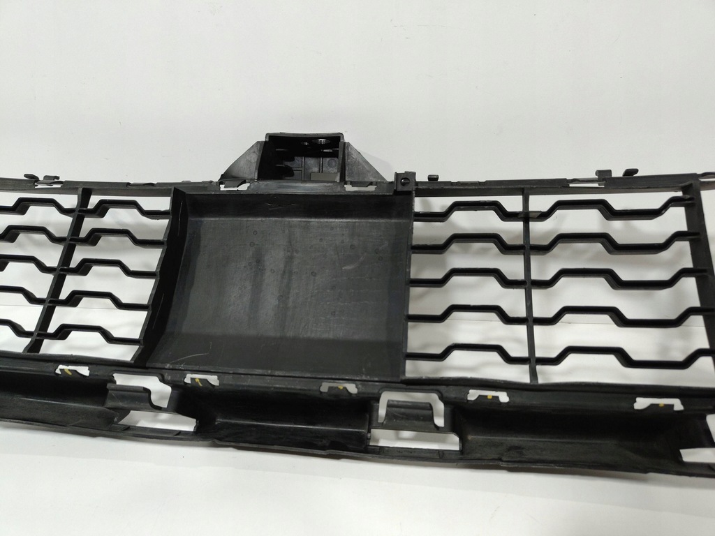 фото №12, Bmw 3 gt f34 решётка средняя бампера перед 8057191