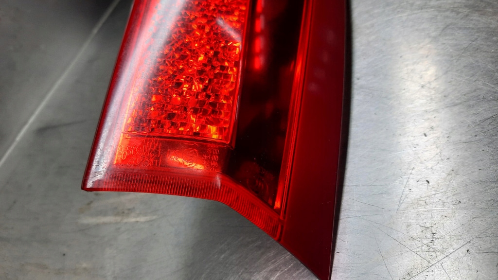 фото №8, Лампа задня задня ліва volvo v70 iii 2.5t 07r fwd