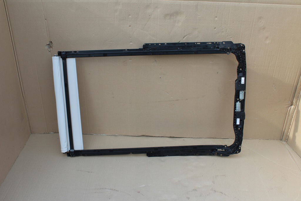 фото №1, Шторка люк ford focus mk4 kombi