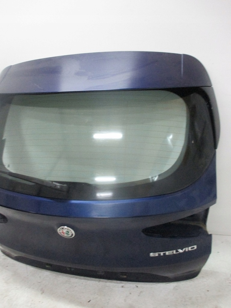 фото №3, Крышка багажника задняя alfa romeo stelvio камера